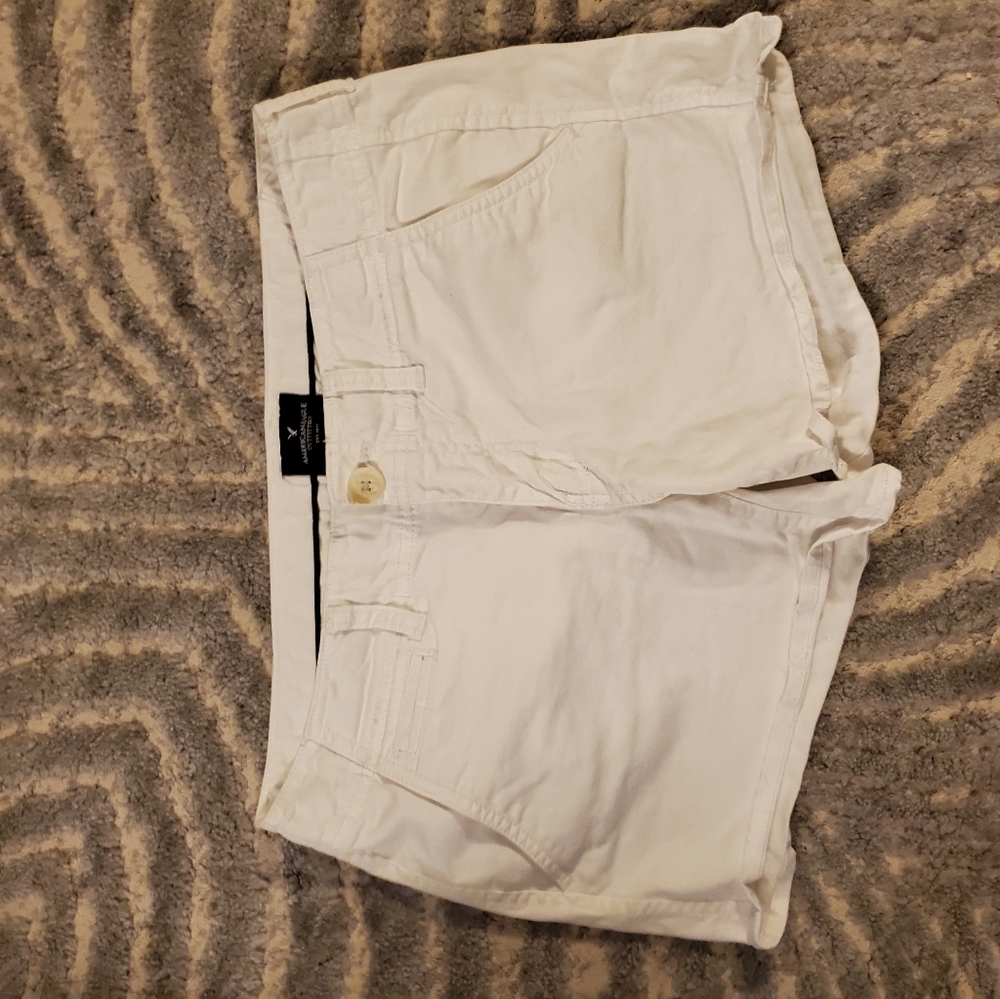 NWOT America Eagle khaki shorts size 8